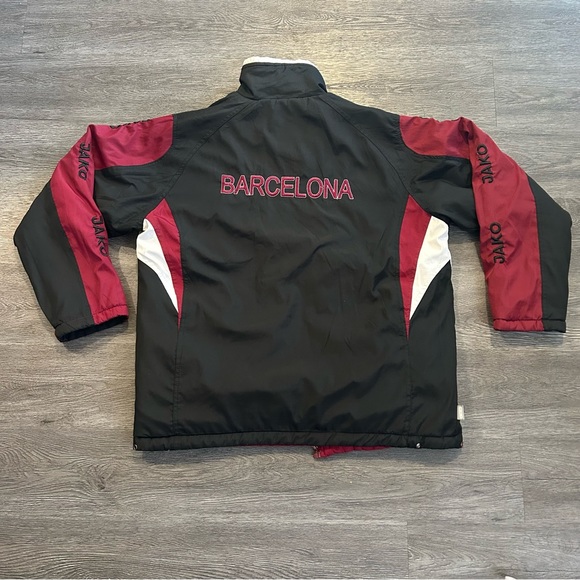 Retro FC Barcelona Reversible Bomber Jacket - Picture 4 of 12